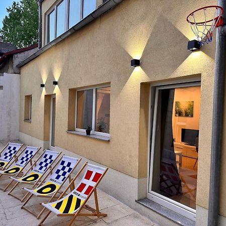 Spacious Central 4-Room Suite For 6 - Near Subway Vienna Exterior photo