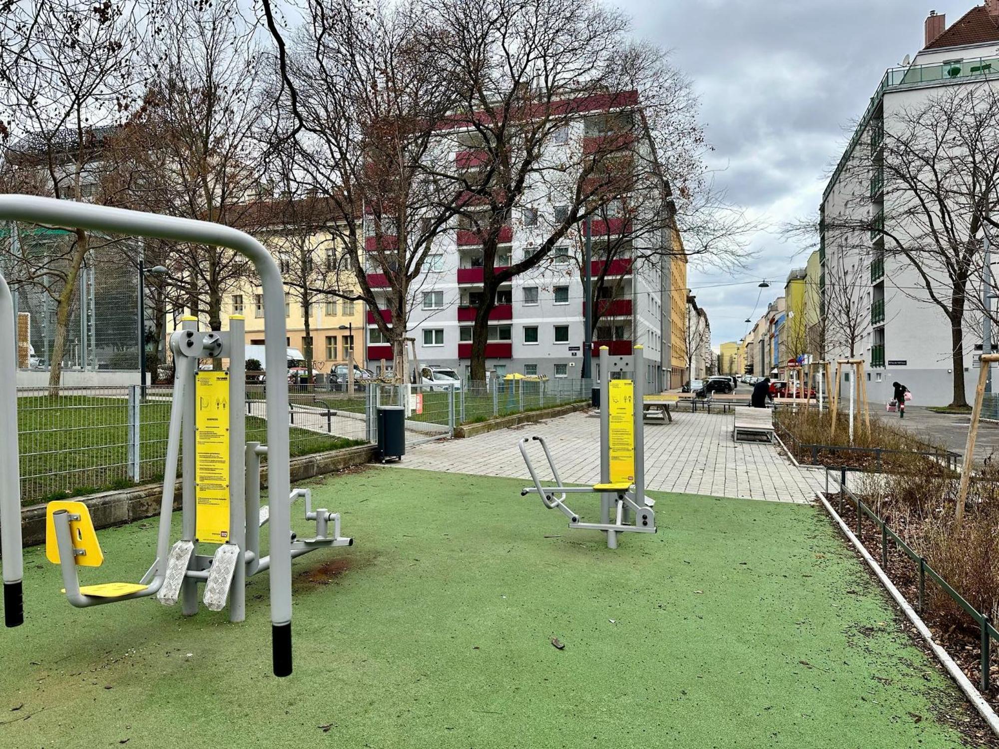 Spacious Central 4-Room Suite For 6 - Near Subway Vienna Exterior photo